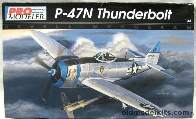 Monogram 1/48 Republic P-47N Thunderbolt Pro Modeler - USAAF 19FS 318FG Capt. John Vogt 'Drink'n Sister' le Shima 1945 / 73FS 318FG Lt. Robert Redfield 'Sack Happy' le Shima 1945, 85-5929 plastic model kit